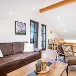 Staufenblick Apartman *